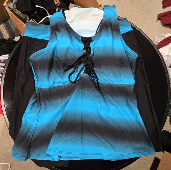 Amazon Other - New Tankini With Shorts